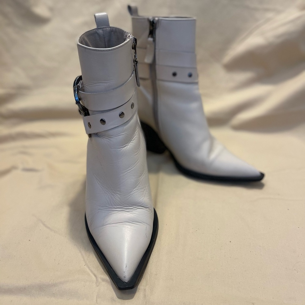 Topshop White Ankle Boots